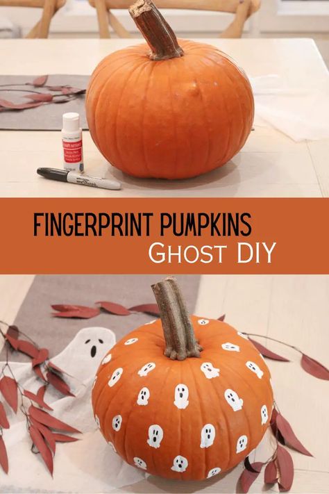 Fingerprint Pumpkins Ghost DIY Ghost Fingerprint, Fingerprint Pumpkin, Baby Fall Crafts, Halloween Craft Diy, Kid Friendly Halloween Crafts, Pumpkins Art, Diy Halloween Ghosts, Easy Halloween Craft, Real Pumpkins