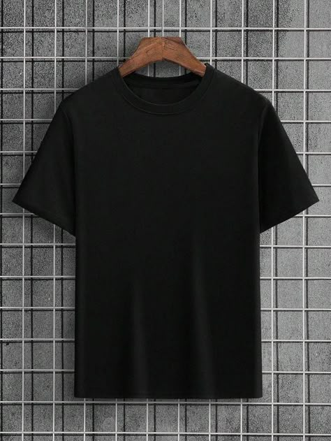 Mockup Camisa, Plain Black T Shirt, Tshirt Oversized, Teen Girl Dresses, Style Noir, Tee Shirt Homme, Shirt Mockup, Trending Dresses, Mens Graphic Tee