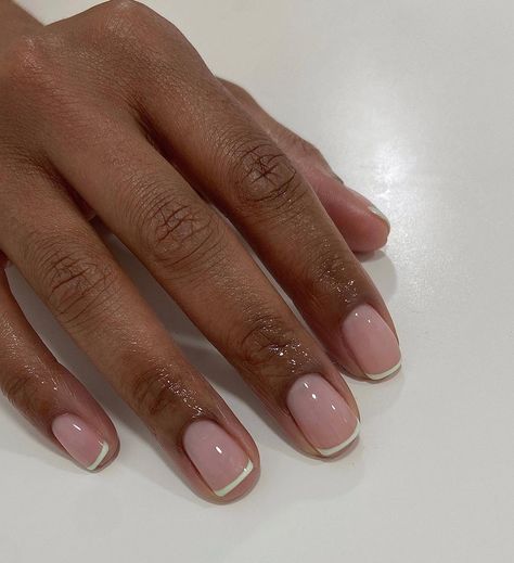 French Tip Natural Nails, Gel French Tip, Natural Nails Manicure, Subtle Nails, Minimal Nails, Work Nails, Short Square Acrylic Nails, Rose Nails, Long Acrylic