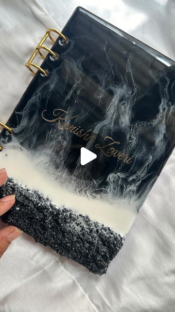 Gauri Rajput on Instagram: "Let’s normalise posting failures 🤌🏻😍
My 2 failed attempts and then the urge to make that waves perfect 🙌🏼✔️
No doubt the final results are beautiful 😍.
Loving the black waves 🌊 
Product Details- A5 Resin Diary (sizes available)
DM for details 💌
.
.
#artofgauri #resinwave #resinbeachart #handmadediary #resinartistsofinstagram" Resin Diary Cover Ideas, Resin Diary, Resin Book Cover, Resin Journal, Resin Planner Cover, Black Waves, Handmade Diary, No Doubt, Beach Art