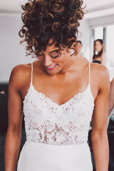 These Beautiful Bridal Hairstyles Will Make Your Wedding Day Even More Gorgeous Hair Trends 2024, Curly Bridal Hair, Tiny Hair Clip, Natural Wedding Hairstyles, Curly Braids, Messy Curls, Curly Wedding Hair, Bridal Hair Inspiration, Curly Updo