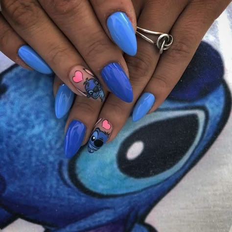 Stitch Nail Designs Simple, Stitch Nail Designs Short, Stitch Themed Nails, Stitch Nails Short, Manicure Stitch, Stitch And Angel Nails, Stitch Nails Acrylic, Stitch Nails Disney, Stitch Nail Designs