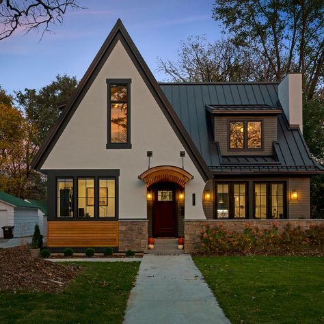 Alden Avenue | davidcharlezdesigns American Country House, Tudor House Exterior, Modern Tudor, Transitional Exterior, House Addition, Porch Swings, Tudor Style Homes, American Houses, American House