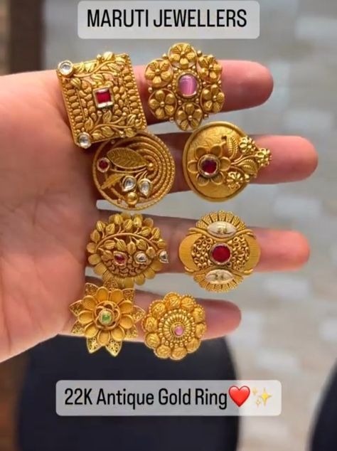 Antique Gold Ring, Latest Gold Ring Designs, Gold Jewelry Prom, Antique Gold Rings, Bridal Jewellery Inspiration, Fancy Jewelry Necklace, Modern Gold Jewelry, Latest Simple Mehndi Designs, Bridal Jewellery Design