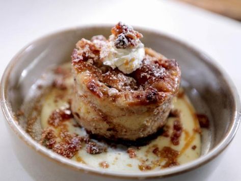 Doughnut Bread Pudding, Doughnut Bread, Christmas Meals, Glazed Doughnuts, Bacon Recipe, Guy Fieri, Cooked Breakfast, No Cook Desserts, Bacon Recipes