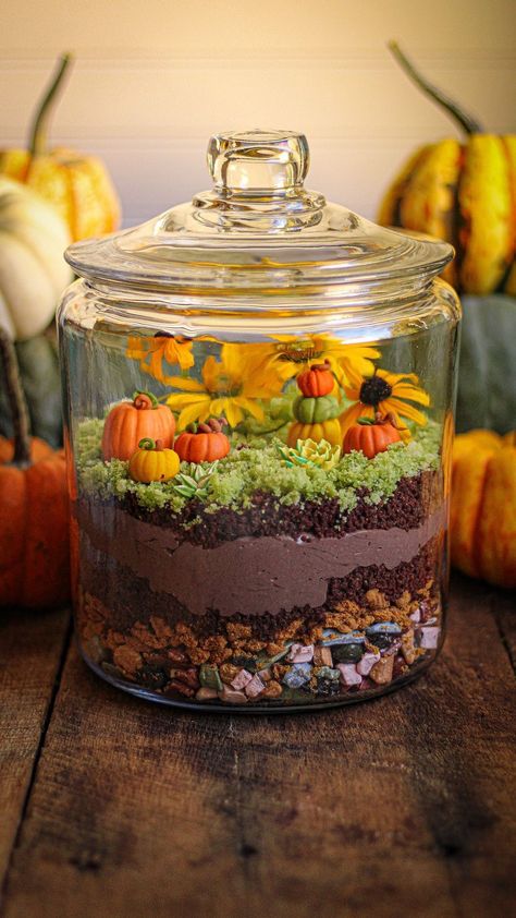 Dirt Pudding!!! 🪴🪱 Potted plants are wonderful and all, but have you tried them with pudding? Potting these sweet little plants is… | Instagram Toxic Flowers, Terraria Cake, Pumpkin Patch Cake, Easy Halloween Cookies Recipes, Baking Without Eggs, Easy Halloween Cookies, Dirt Pudding, Sand Cake, Halloween Cookie Recipes