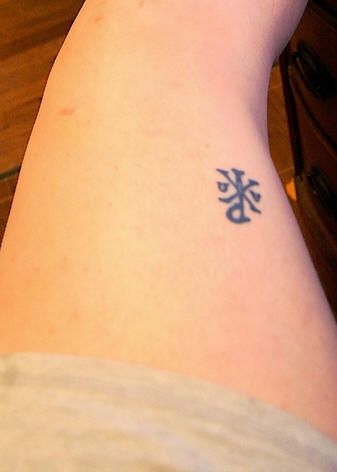 Small tattoo jack sparrows pirate burn Captain Jack Sparrow Tattoo Ideas, Small Pirate Tattoo Ideas, Pirates Life For Me Tattoo, Pirate Tattoo Jack Sparrow, Pirate Tattoo For Women, Pirate Brand Tattoo, Small Pirate Tattoo, Jack Sparrow Tattoo Ideas, Captain Jack Sparrow Tattoo