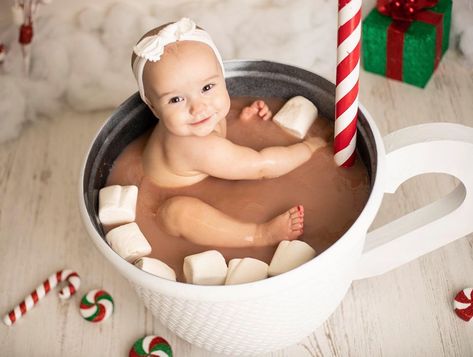 Hot Chocolate Pictures, Baby Milk Bath, Milk Bath Photos, Baby Christmas Photography, Coco Baby, Christmas Baby Pictures, Milk Bath Photography, Chocolate Photos, Baby Christmas Photos