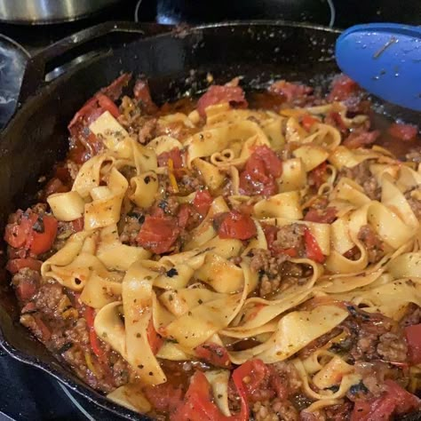 Italian Drunken Noodles Recipe - Drunken Noodles Recipe, Italian Noodles, Italian Drunken Noodles, Cooking With White Wine, Pasta Casseroles, Drunken Noodles, Ground Italian Sausage, Pampered Chef Recipes, Italian Pasta Dishes