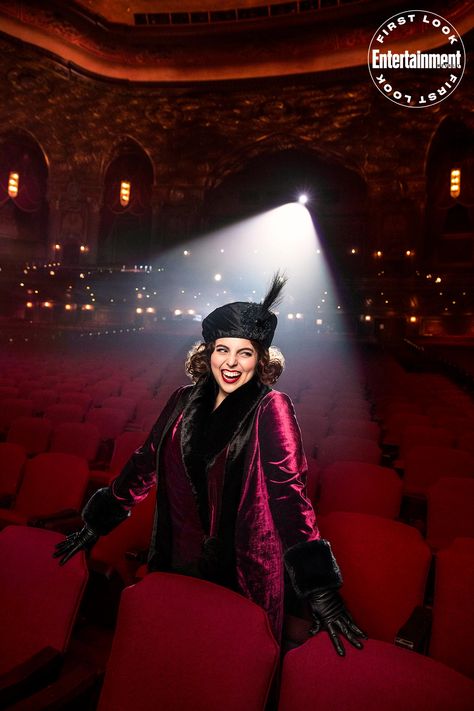 Funny Girl Musical, Girl Costume Ideas, Beanie Feldstein, Bestie Trip, Atlas Of Beauty, Ems Humor, Broadway Posters, Cover Art Ideas, Musicals Funny