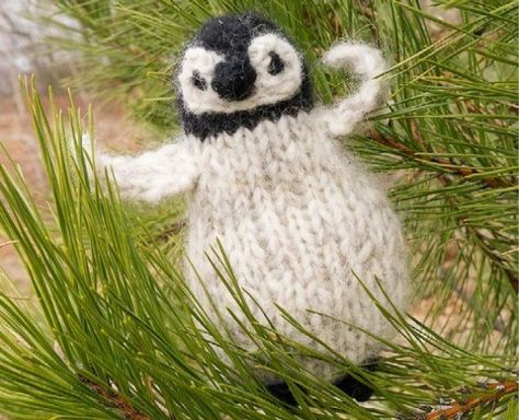 Knitting Animals, Diy Tricot, Holiday Knits, Animal Knitting Patterns, Christmas Knitting Patterns, Knitted Animals, Knitted Wit, Dee Dee, Partridge