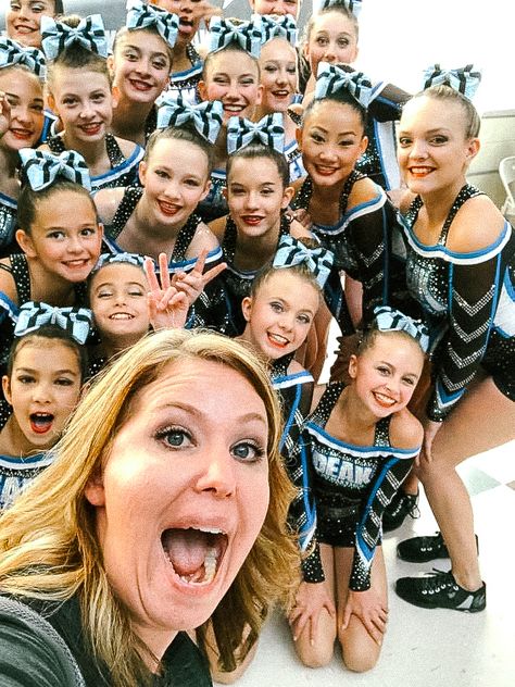 WHAT DOES A CHEER TEAM MOM ACTUALLY DO? - The Cheer Mom Blog Coaches Gifts Cheerleading, Team Mom Cheerleading, Cheer Snack Ideas Team Mom, Team Mom Cheer, Team Reveal Ideas Cheer, Cheer Team Dinner Ideas, Cheer Team Themes, Cheer Team Mom Gift Ideas, Cheer End Of Season Party