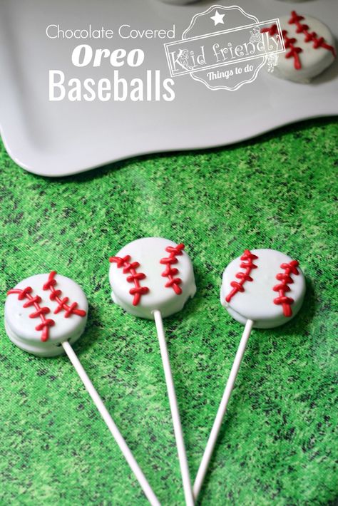 Oreo Baseball Pops, Baseball Party Treats, Baseball Pool Party Ideas, Baseball Themed Desserts, Baseball Party Foods, Baseball Theme Snacks, Baseball Cupcakes Ideas, Baseball Christmas Party, Baseball Sweets