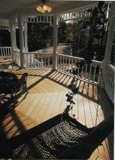 Wrap-around porch/decks/balconies Wrap Around Balcony, Custom Floor Plans, Little House Plans, Building A Porch, Victorian Farmhouse, Country Porch, Wrap Around Deck, Porch And Balcony, Decks Backyard