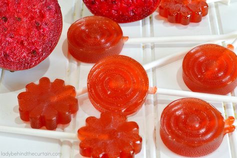 Prickly Pear Cactus Suckers Prickly Pear Candy Recipe, Prickly Pear Jelly, Cactus Candy, Prickly Pear Recipes, Pear Jelly, Cactus Recipe, Hard Candy Recipes, Diy Foods, Pear Cactus