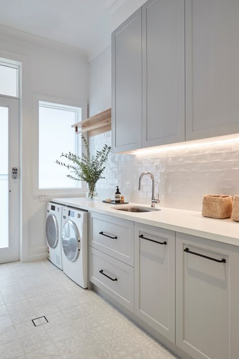 Finished Basement - Transitional - Laundry Room - Boston - by Courtney Ellen Interior Design | Houzz Hamptons Laundry Room, Hampton Laundry, Storage Laundry Room, Laundry Reno, Laundry Makeover, White Laundry Rooms, Cottagecore Kitchen, Modern Laundry, White Laundry