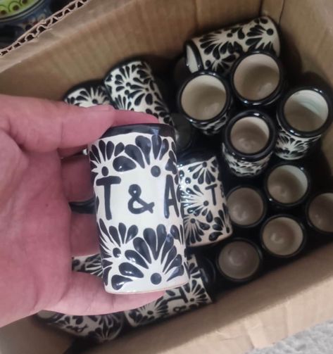 Wholesale Tequila Shot Glasses, Wholesale for Weddings, Restaurants, Baby Shower, Bachelorette, Quinceañera, Anniversary Events - Etsy Tradition Mexican Wedding, Black Mexican Theme Wedding, Wedding Favors For Guests Mexican, Black And Mexican Wedding, Mexican Wedding Recuerdos, Mexican Wedding Shower Ideas, Wedding Centerpieces Mexican, Talavera Shot Glasses, Mexican Wedding Party Favors