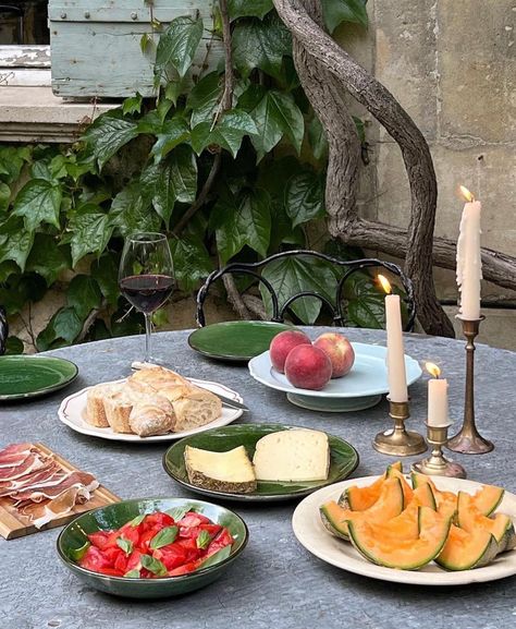 Rouje Paris, Tuscany Wine, Summer Sides, Table Scape, Summer Mood, Spring Weather, Spring Table, Beautiful Food, May 20