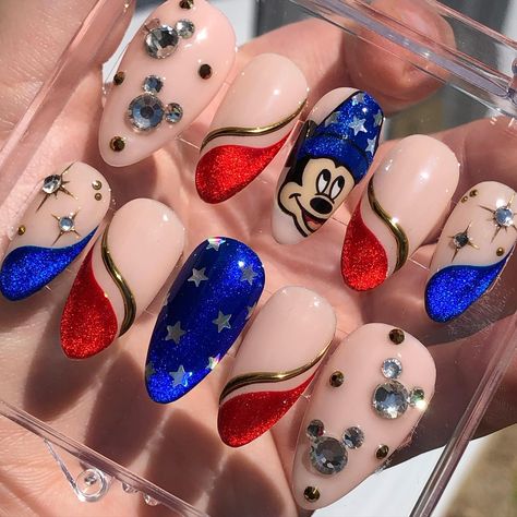 Absolutely LOVED doing this custom sorcerer Mickey set! Featuring my fav velvet cat eye technique and some gold chrome and rhinestones for the fullllll sorcerer effect 🥰😍 she’s taking these to Disney with her! Who wants more Disney nails!?!? Inspo for the swirl nails - @nailssjunkie Disney Cruse, Disney Nail Designs, Sorcerer Mickey, Mickey Nails, Swirl Nails, Gel Press, Disney Nails, Gold Chrome, Nails Inspo