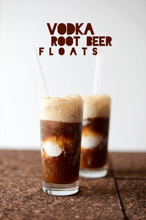 Vodka Root Beer Floats | minimalist baker.com Natural Soda, Root Beer Floats, Awesome Desserts, Coconut Ice, Minimalist Baker, Beer Float, Coconut Ice Cream, Root Beer Float, Vodka Drinks