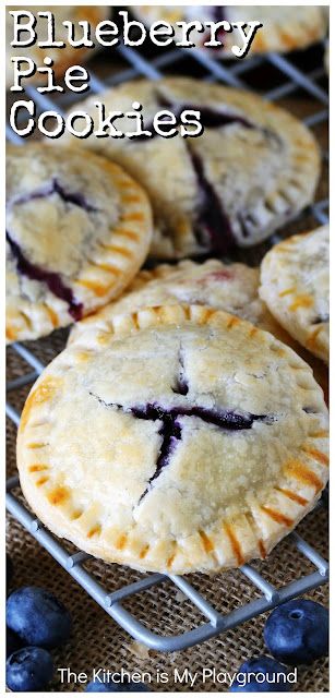 Blueberry Pie Cookies ~ Stuffed full of homemade fresh blueberry pie filling, these tasty Cookies are just like eating an adorable mini little blueberry pie. Just no fork required! www.thekitchenismyplayground Mini Pie Cookies, Blueberry Pie Cookies Recipe, Blueberry Pie Cookies, Blueberry Cookies Recipes, Mini Blueberry Pies, Fresh Blueberry Pie, Blueberry Pies, Homemade Blueberry Pie, The Kitchen Is My Playground