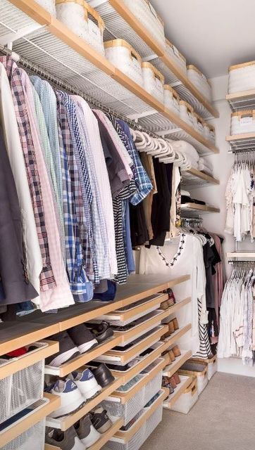 The Container Store on Instagram: "@drivenbydecor tackled project organize-your-closet with an Elfa custom solution! 💪💙 And if you’re an Organized Insider, you can SAVE 30% off your Elfa purchase during our Elfa event. @drivenbydecor chose the Elfa Décor line in Birch to transform her closet into into a storage powerhouse. #TheContainerStore #closetgoals #closets #closetdesign #customcloset #dreamcloset #walkincloset #walkinwardrobe #closetmakeover #diyhomeprojects #diyhome #diyinspiration #c Diy Closet Update, Elfa Closet Ideas, Walk In Closet Organization Ideas, Walk In Closet Organization, Elfa Closet, Organizing Walk In Closet, Closet Idea, Master Closet Organization, Closet Organization Ideas