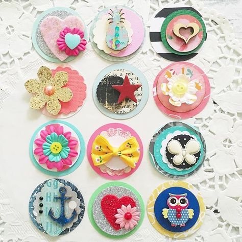 Cute Mini Circle Embellishment Kit - Make your Own Paper Pretties NEW - Koko Vanilla Designs Embelishments Ideas, Embellishment Clusters, Candy Card, Embellishments Diy, Scrapbook Embellishments Diy, 10 Flowers, Diy Confetti, Paper Embellishments, Pretty Crafts