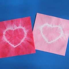 Make Fun Tie Dye Heart Designs How To Make Dice, Make A Crop Top, Rit Fabric Dye, Make A Bed, Tie Dye Heart, Fun Tie, Pink Dye, Tie Dye Diy, Heart Designs