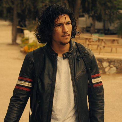 Leather Jacket 2023, The Dark Aesthetic, Danny Ramirez, Manny Jacinto, Actors Male, Original Characters, Real Leather Jacket, Curly Hair Men, Body Contouring