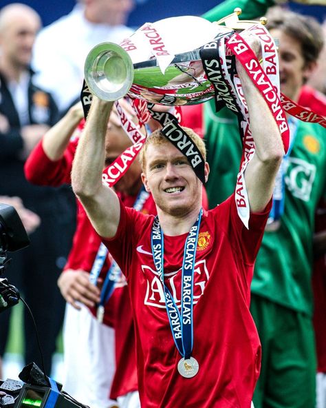 Paul Scholes Wallpaper, Paul Scholes, United Wallpaper, Football Posters, Manchester United Wallpaper, Football Poster, Man United, Blackpink Lisa, Manchester United