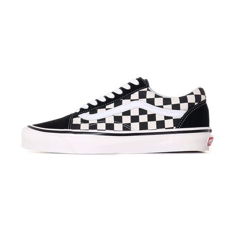 Vans Old Skool 36 DX Anaheim Factory - Black / Checkerboard - UK 9.5 Edwin Jeans, Vans Store, Jeans Store, Van Doren, Deck Shoes, All Jeans, Nudie Jeans, Denim Branding, Wrangler Jeans