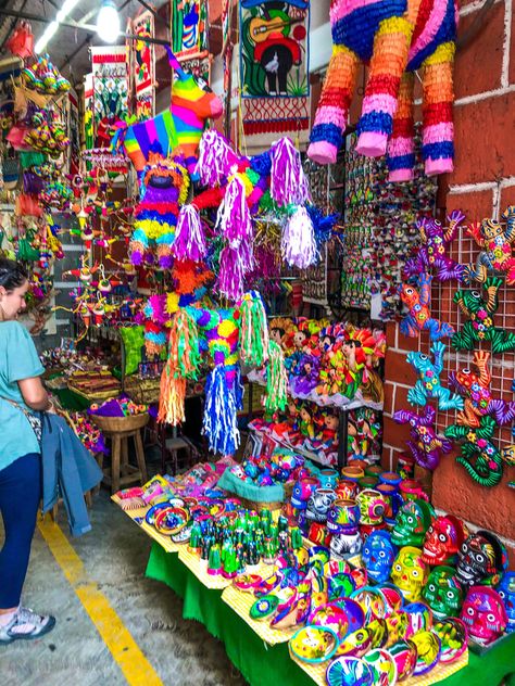 The Ultimate Souvenir Shopping Guide, Mexico City — The Creative Adventurer Mexican Aesthetic, Mexican Things, Mexico Aesthetic, Mexico City Travel, Mexico Fashion, Explore Mexico, Fancy Restaurants, Mexico Food, Princess And The Pea