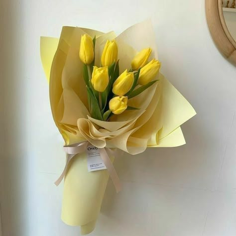 Flower Boquet, Yellow Aesthetic Pastel, Yellow Bouquets, Most Popular Flowers, Boquette Flowers, Color Vibe, Tulip Bouquet, Long Story, Flower Therapy