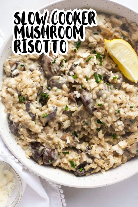 An easy way to make mushroom risotto in the slow cooker with no need to pre-brown the mushrooms! You will love this healthy vegetarian slow cooker dinner. It's creamy, flavorful, cheap and easy! Crockpot Risotto, Crockpot Mushrooms, Slow Cooker Ravioli, Dal Recipe, Rice Dish, Slow Cook, Savoury Recipes, Dried Mushrooms, Healthy Slow Cooker