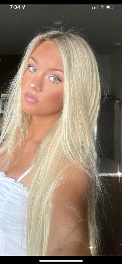 Lived In Bright Blonde, Bright Dimensional Blonde, Lightened Hair, Blonde Hair Goals, Barbie Blonde, Perfect Blonde Hair, Bright Blonde Hair, Bombshell Hair, Fusion Hair Extensions