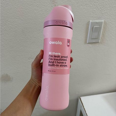 Water Bottles For Kids Owala Water Bottle 24oz, Pink Bow Owala, Rose Quartz Owala, Pink Owala Bottle, Owala Water Bottle Pink, Pink Owala Water Bottle, Gatorade Bottles, Pretty Pink Things, Water Bottle Cute