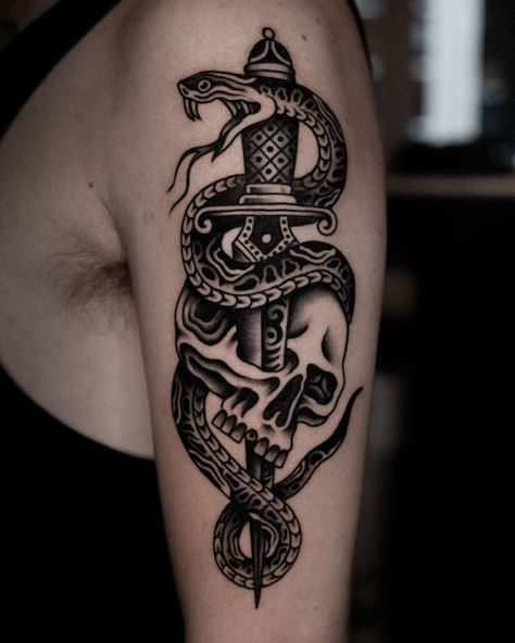 Trad Snake Tattoo, American Traditional Dagger Tattoo, Eagle Snake Tattoo, Snake Tattoo Traditional, Traditional Black And Grey Tattoos, Dark Traditional Tattoo, Snake Traditional Tattoo, Black Traditional Tattoo Flash, Black And Grey Traditional Tattoo