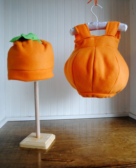 Infant Pumpkin Costume by janiegirlcrafts, via Flickr Baby Pumpkin Costume Sewing Pattern, Diy Infant Pumpkin Costume, Baby Pumpkin Costume Diy, Infant Pumpkin Costume, Diy Baby Pumpkin Costume, Pumpkin Costume Kids, Baby Pumpkin Halloween Costume, Toddler Pumpkin Costume, Kids Pumpkin Costume