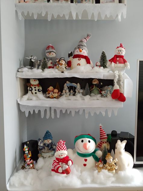 Snowman Christmas decorations Snowman Display, Snowman Christmas Decorations, Snowman Christmas, Displaying Collections, Christmas Snowman, Christmas Decor, Decor Ideas, Christmas Decorations, Shelves