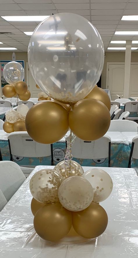 White And Gold Balloon Centerpieces, 50th Balloon Centerpieces, Elegant Balloon Centerpieces, Small Balloon Centerpieces, White And Gold Centerpieces, 50th Birthday Party Men, Balloon Centerpieces Diy, Balloon Table Centerpieces, Balloon Arch Decorations