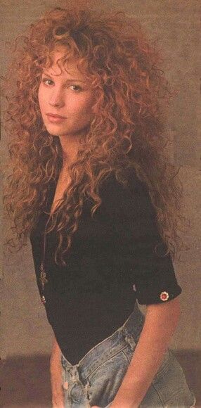 89 hair 80s Curly Hair, Rosie Vela, 80s Haircuts, 80s Big Hair, 80s Hairstyles, 1980s Hair, Rock Hairstyles, 70s Hair, 80s Look