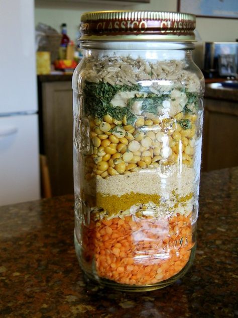 Curried Lentil Soup Mix #RecipeRedux | What Smells So Good? Dry Soup Mix Recipes, Jar Food Gifts, Mason Jar Soup, Soup Gifts, Dry Soup Mix, Wasabi Peas, Curried Lentil Soup, Soup In A Jar, Winter Dream