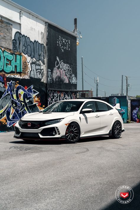 Mobil Civic Type R, Honda Civic Type R Wallpapers, Mobil Civic, Civic Fk, Honda Type R, Honda Civic Car, Soichiro Honda, Gta Cars, Honda Civic Sport