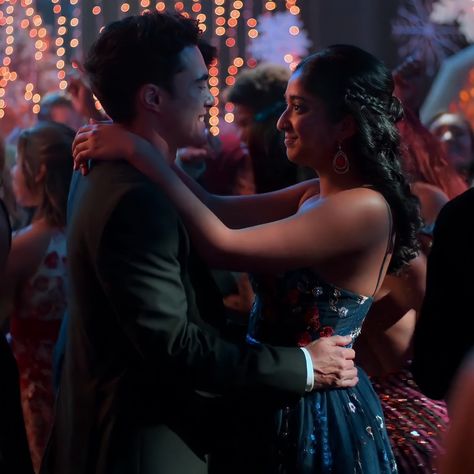 Never Have I Ever Devi And Paxton, Never Have I Ever Pfp, Devi And Paxton, Paxton Never Have I Ever, Prom Posters, Vogue Photo, Tv Show Couples, Most Handsome Actors, Never Have I Ever