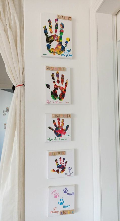 Family Photos Wall Decor, Family Photo Wall, Family Wall Decor, Photo Wall Decor, Roof Window, Craft Room Decor, Wall Decor Ideas, Family Wall, Cute Home Decor