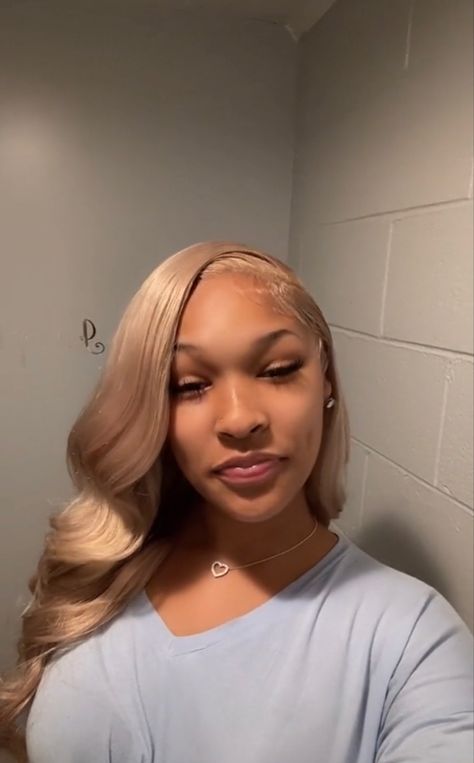 Blonde W Brown Roots, Blonde Wig On Light Skin, Blonde Wig On Brown Skin, Blonde Closure Sew In, Blonde Hair On Light Skin Black Women, Blonde Side Part Black Women, Blonde Lace Front Wigs Black Women, Side Part Blonde Wig, Ash Blonde Wig Black Women