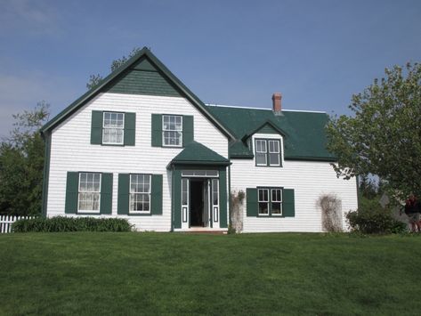 Green Gables Inspired House, Anne Of Green Gables House, Green Gables House, Cavendish Beach, Rural Cottage, Gable House, L M Montgomery, Tomorrow Is A New Day, Period Pieces