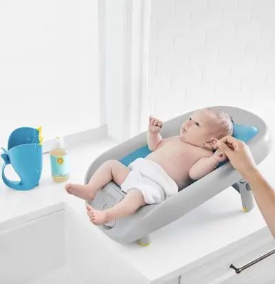 26 Baby Products From Target Every Expecting Parent Should Probably Buy Now Baby Bath Seat, Countertop Sink, Bath Seats, Tub Time, Water Control, Baby Heartbeat, Baby Bath Tub, Blue Bath, Country Kids