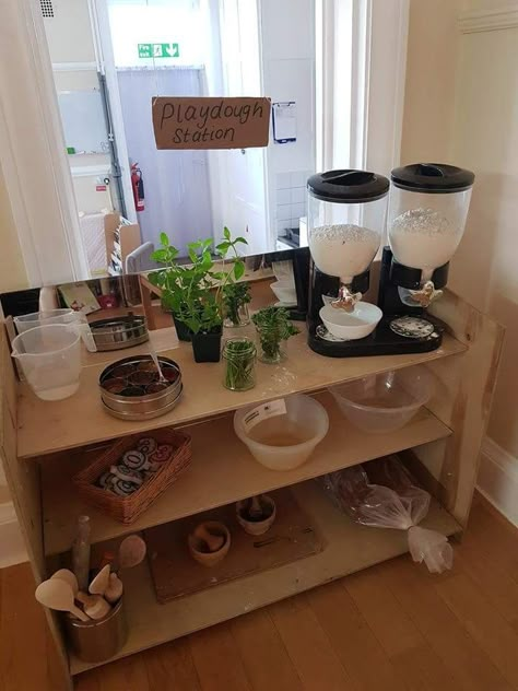 Playdough Area, Curiosity Approach Eyfs, Playdough Station, Reception Classroom, Reggio Emilia Classroom, Curiosity Approach, Reggio Inspired Classrooms, Eyfs Classroom, Reggio Classroom