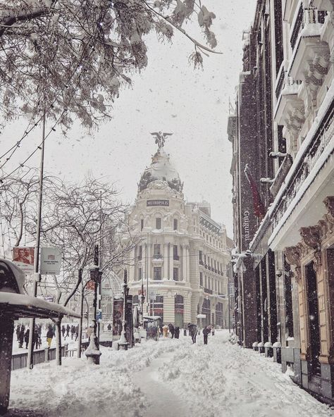 Metropolis Building Madrid Aesthetic, January 7th, Madrid City, Iconic Buildings, Four Seasons Hotel, Snow Storm, Winter Aesthetic, Winter Travel, Madrid Spain